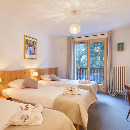 Hotel Eliova L'Eau Vive Chatel Bagian luar foto