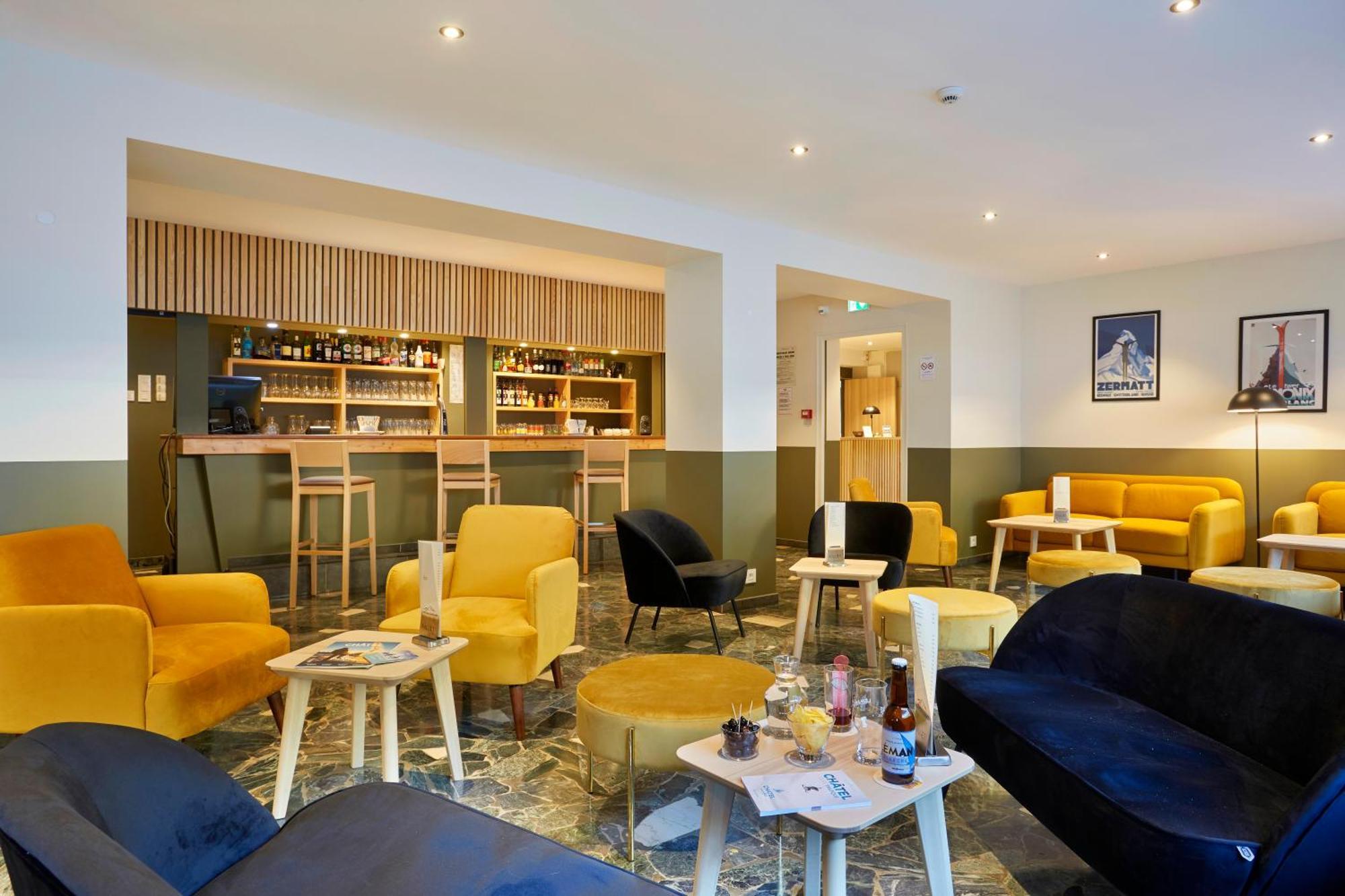 Hotel Eliova L'Eau Vive Chatel Bagian luar foto