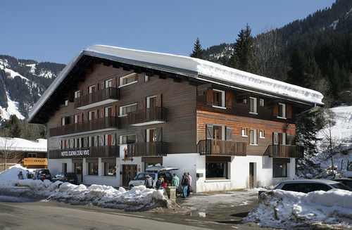 Hotel Eliova L'Eau Vive Chatel Bagian luar foto