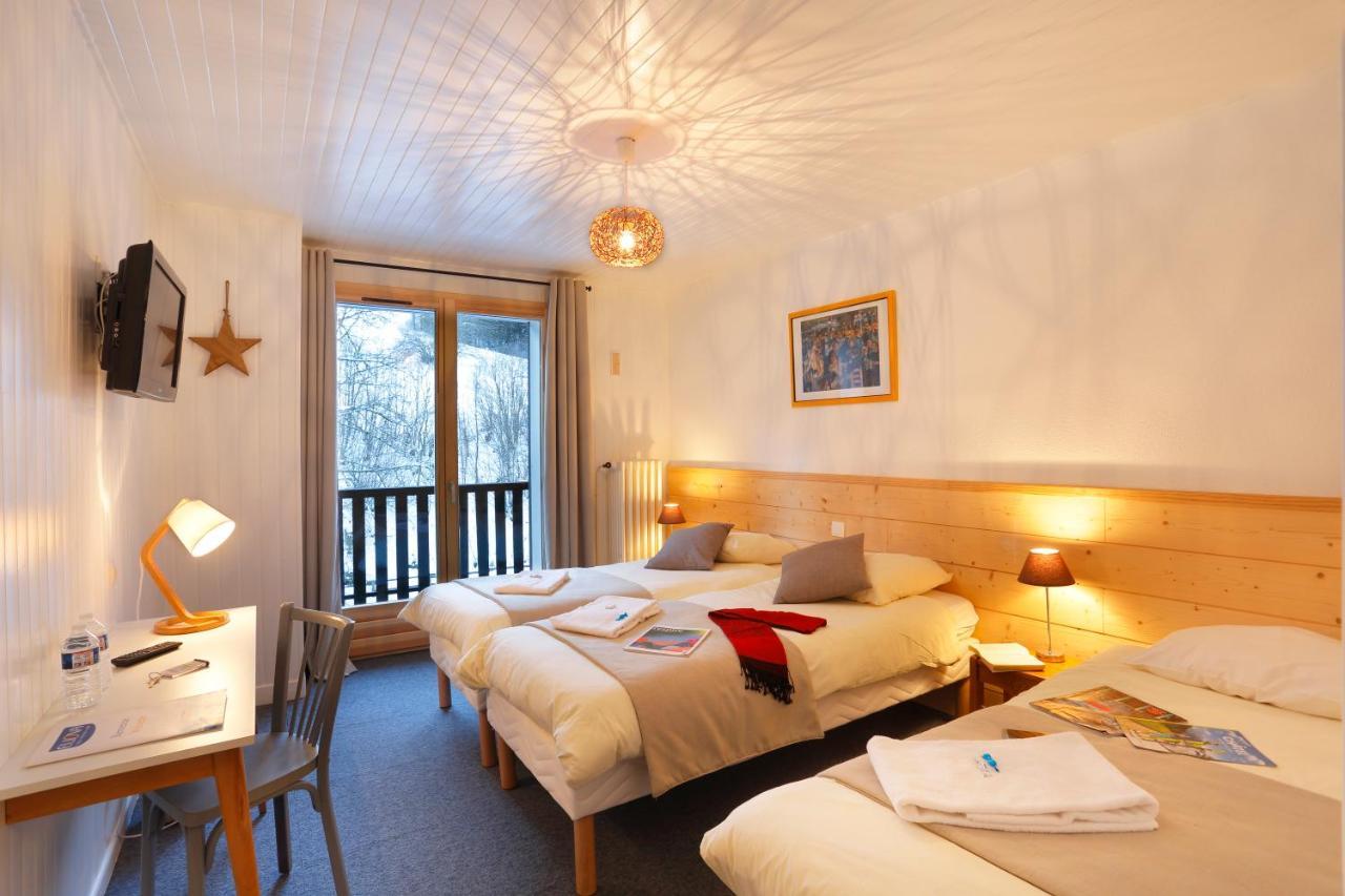Hotel Eliova L'Eau Vive Chatel Bagian luar foto